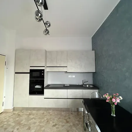 Confortevole Appartamento Zona Bocconi-Porta Romana Milão Exterior foto